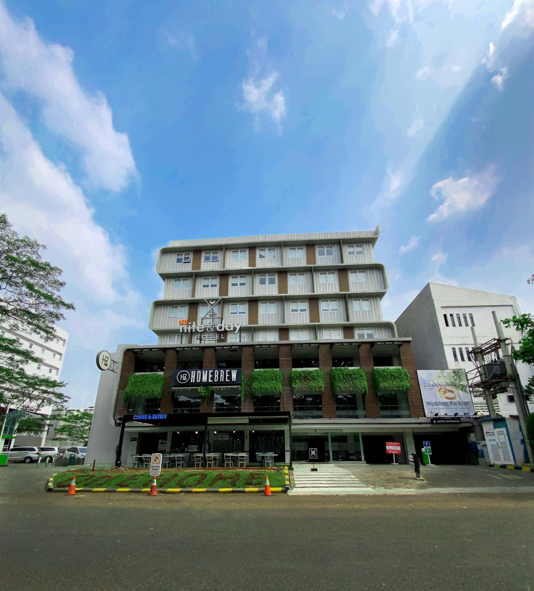 All Nite And Day Hotel Alam Sutera Серпонг Екстериор снимка